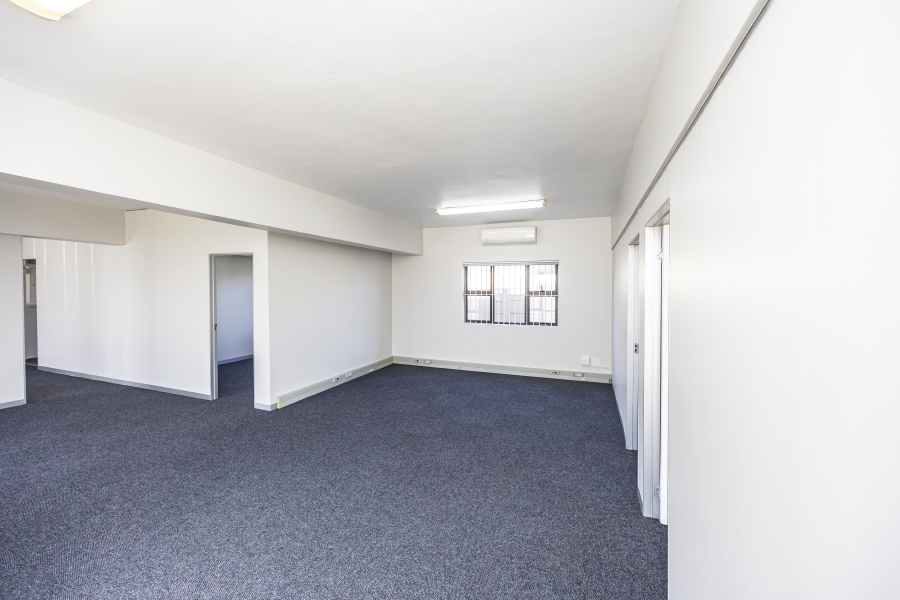 To Let Commercial Property for Rent in Berea Eastern Cape